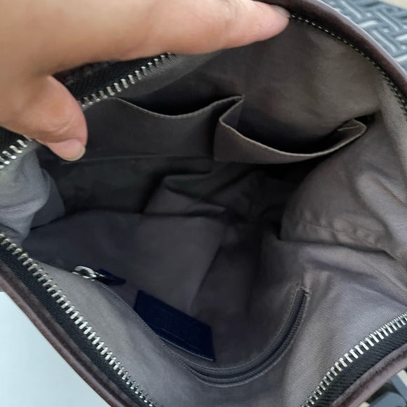 Coach crossbody tri color purse - Picture 8 of 12